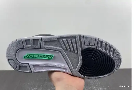 Air 3 Jordan  CT8532-031 CT8532-031 “Green Glow” 0521